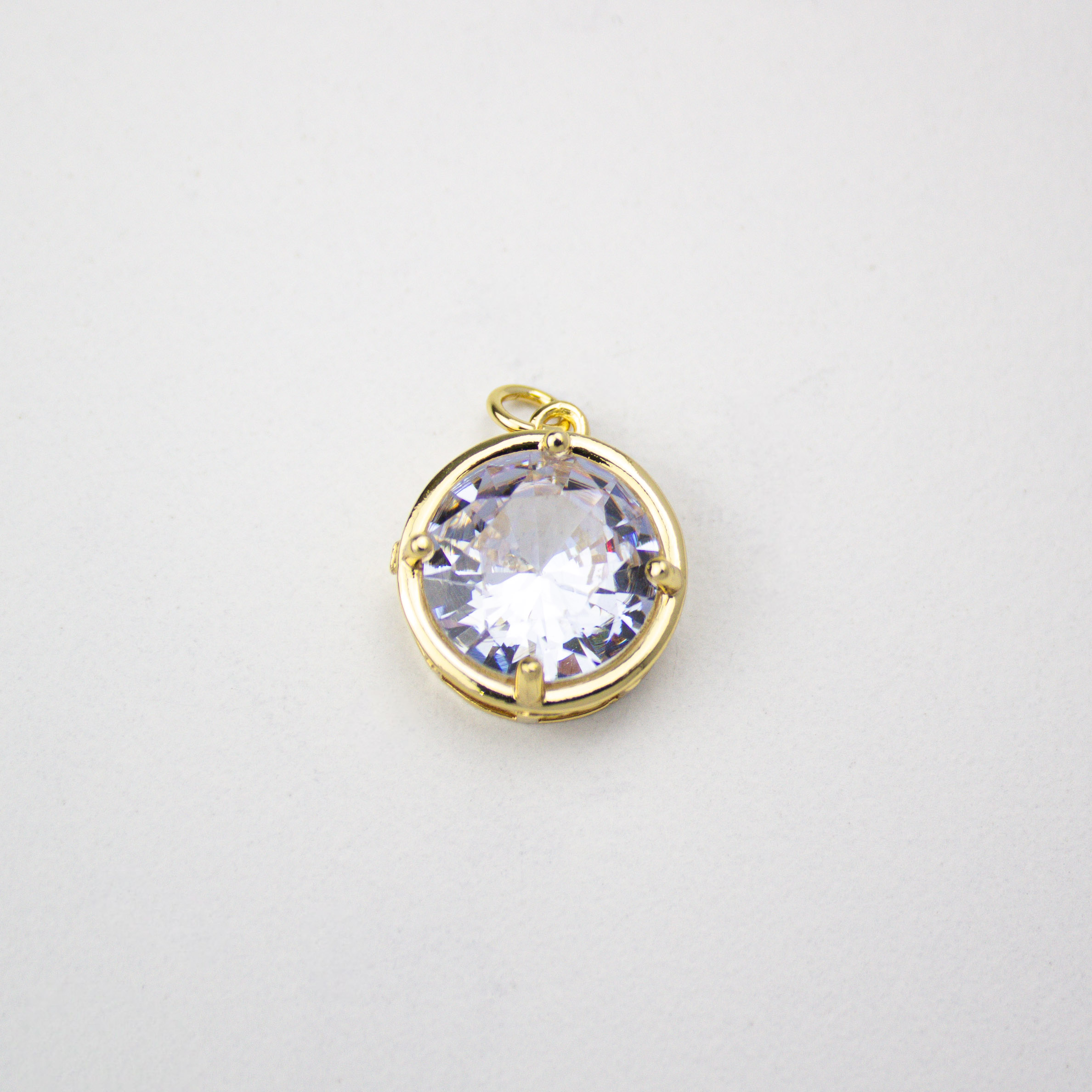 17479 Clear Zircon Round Pendant