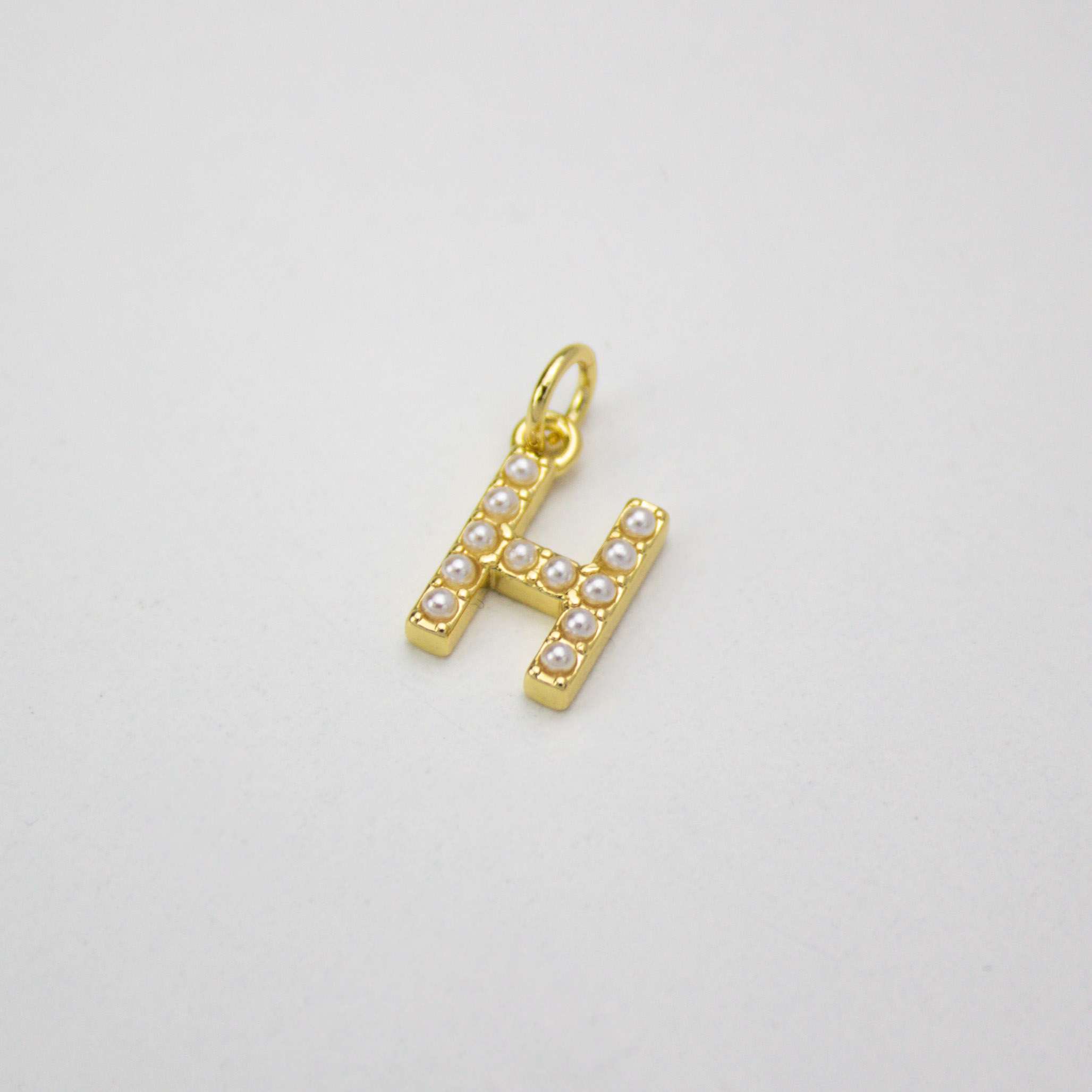 17562 Pearl Initial Letter H Pendant