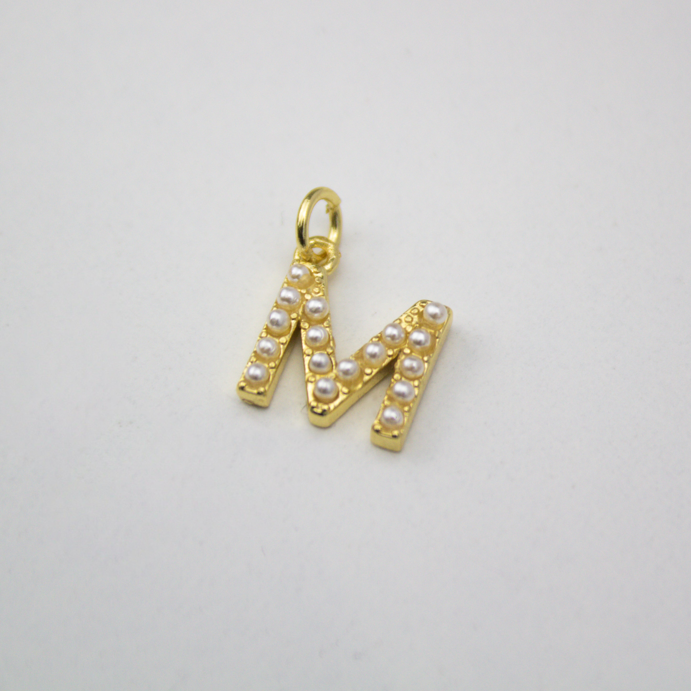 17567 Pearl Initial Letter M Pendant