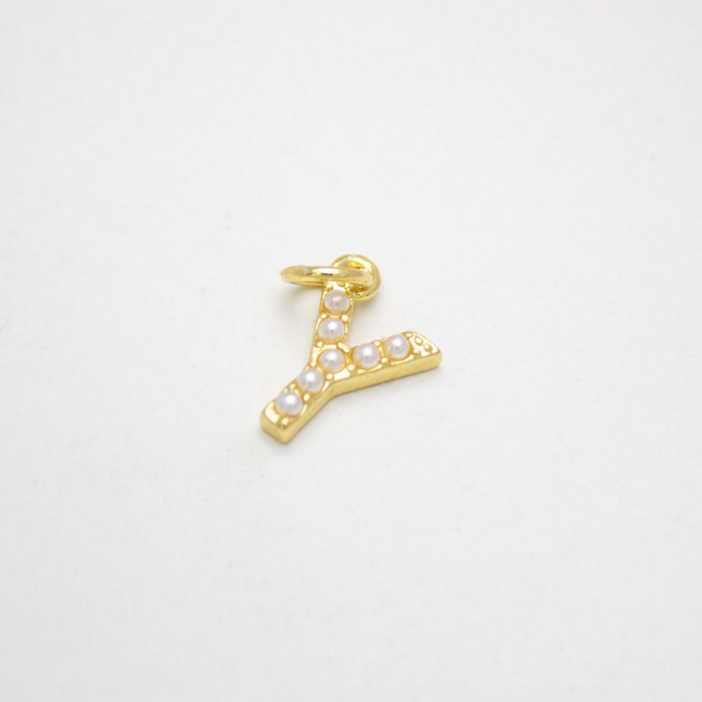 17579 Pearl Initial Letter Y Pendant