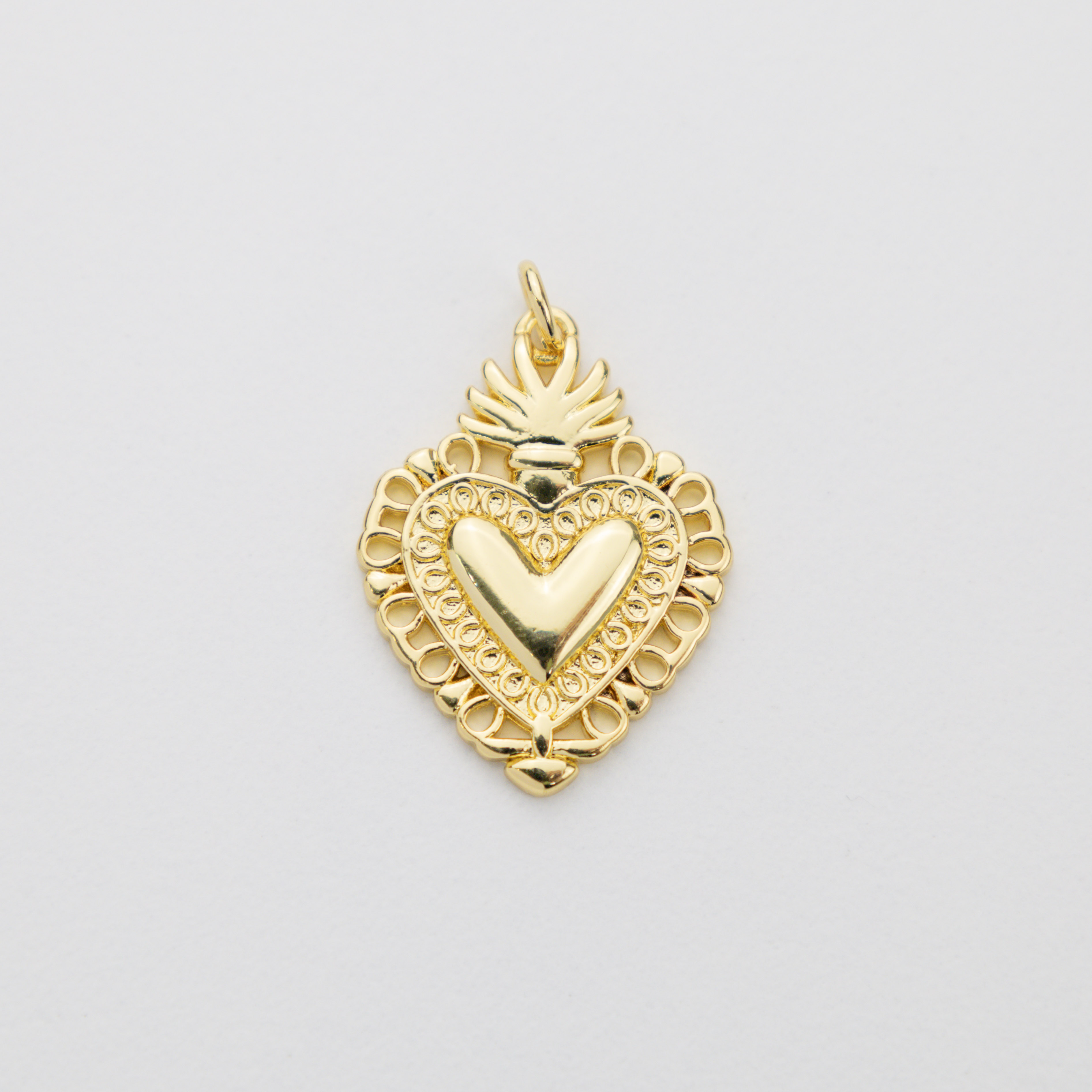 17784 Gold Sacred Heart Charm