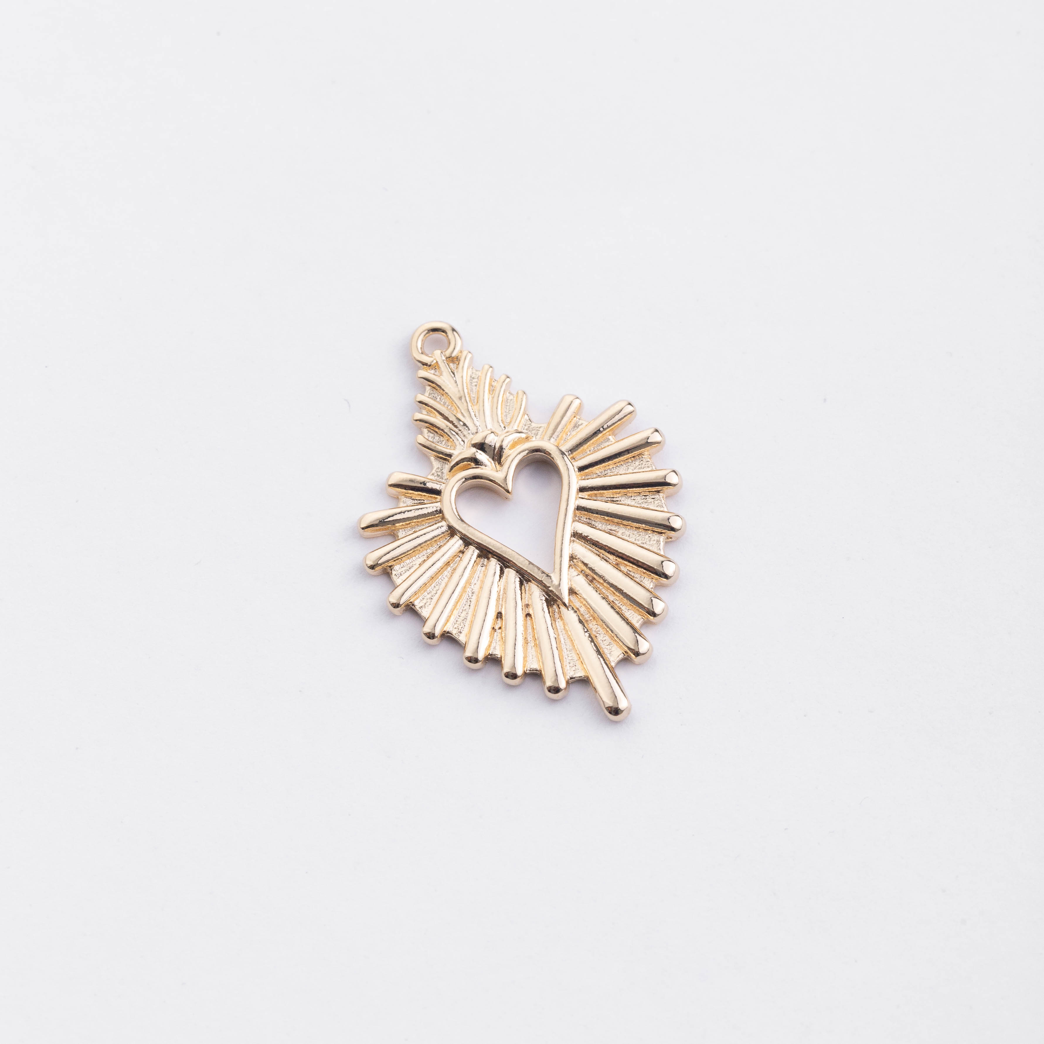 17886 Gold Big Heart Pendant