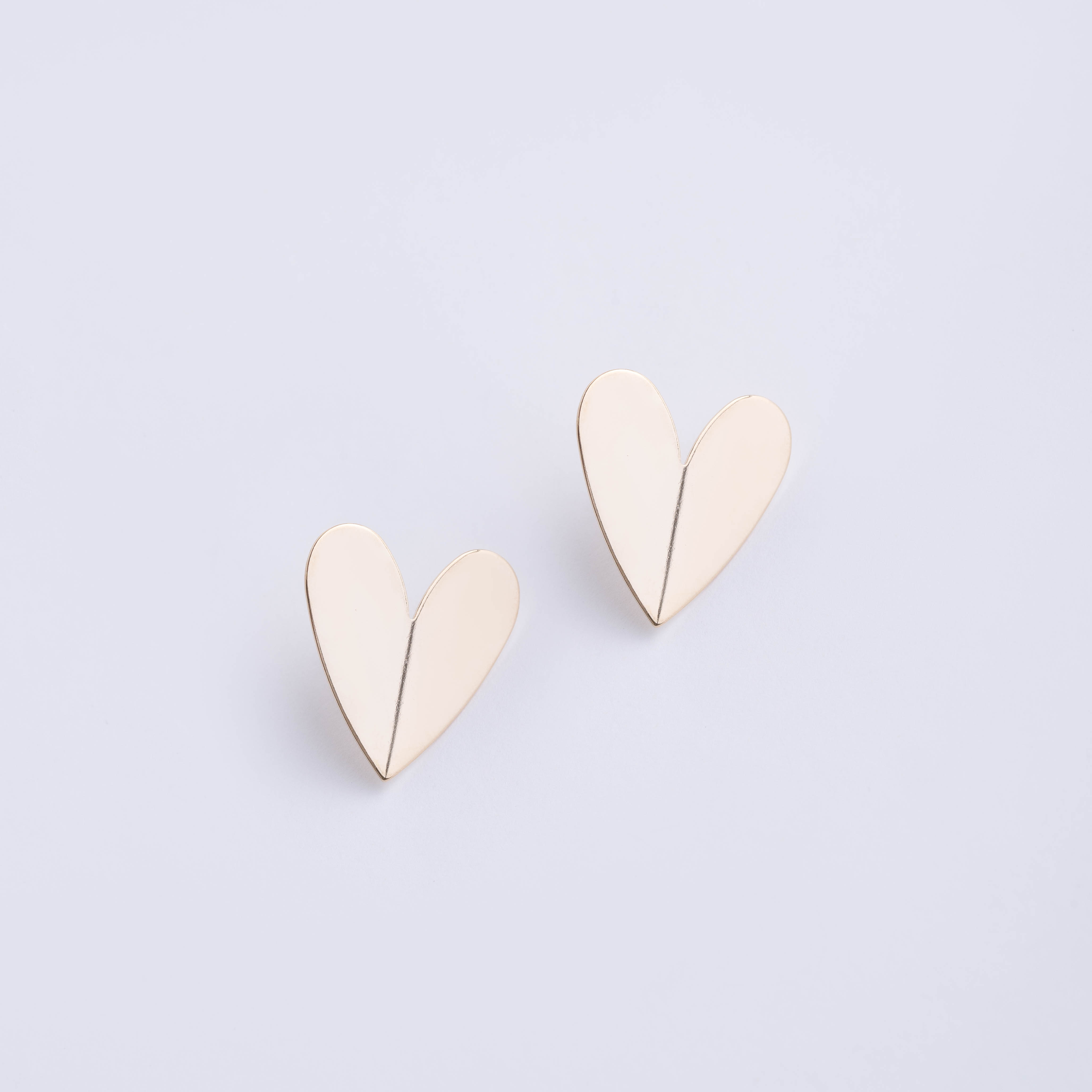 17944 27mm Gold Heart Earring 
