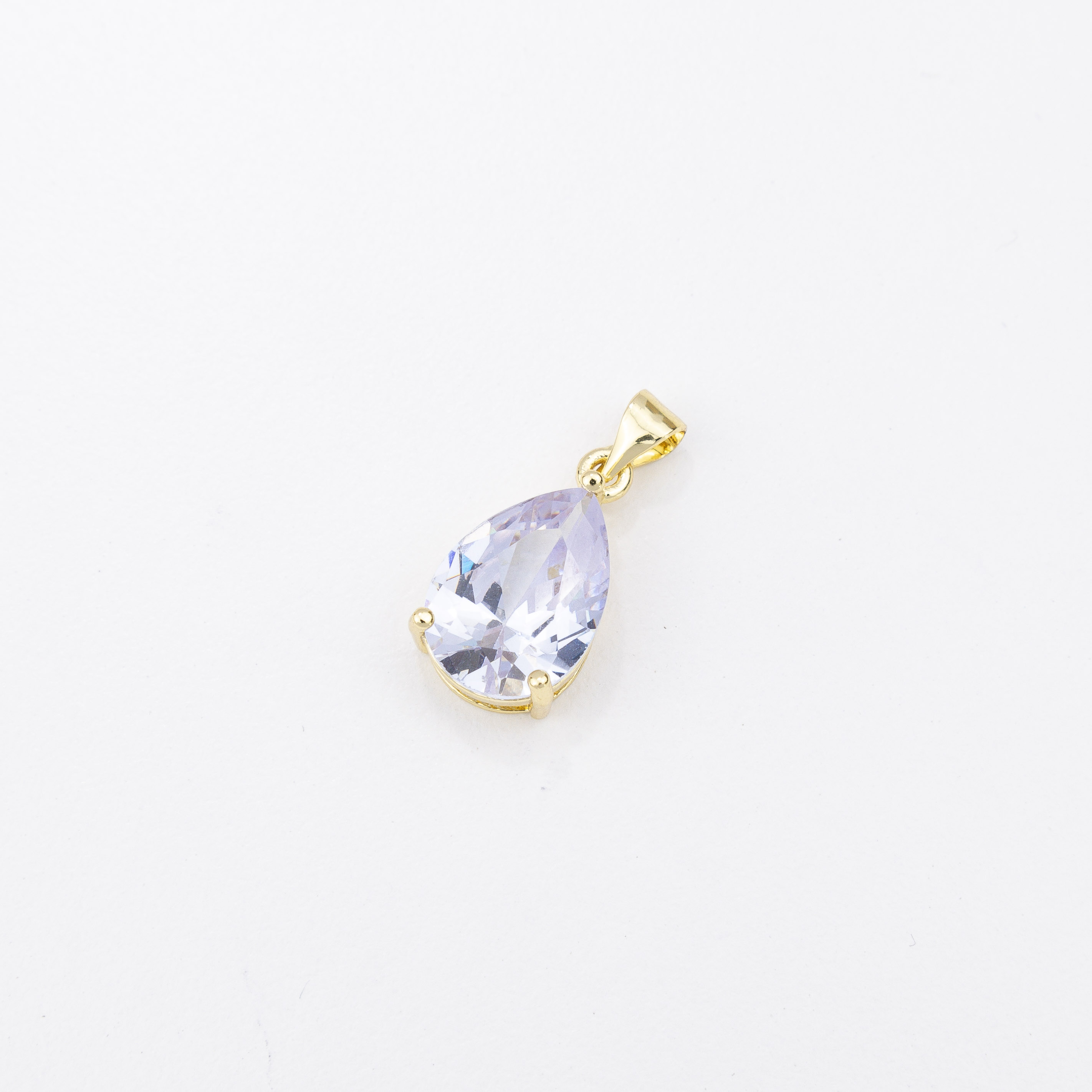 18019 18mm Clear Drop Zircon Pendant