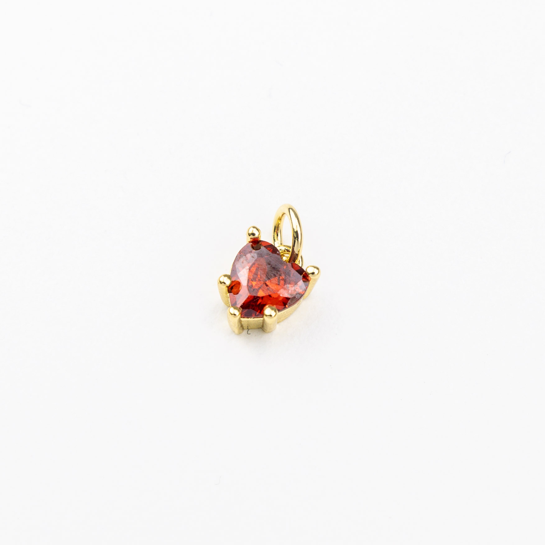 18111 8mm Red Mini Heart Crystal Pendant