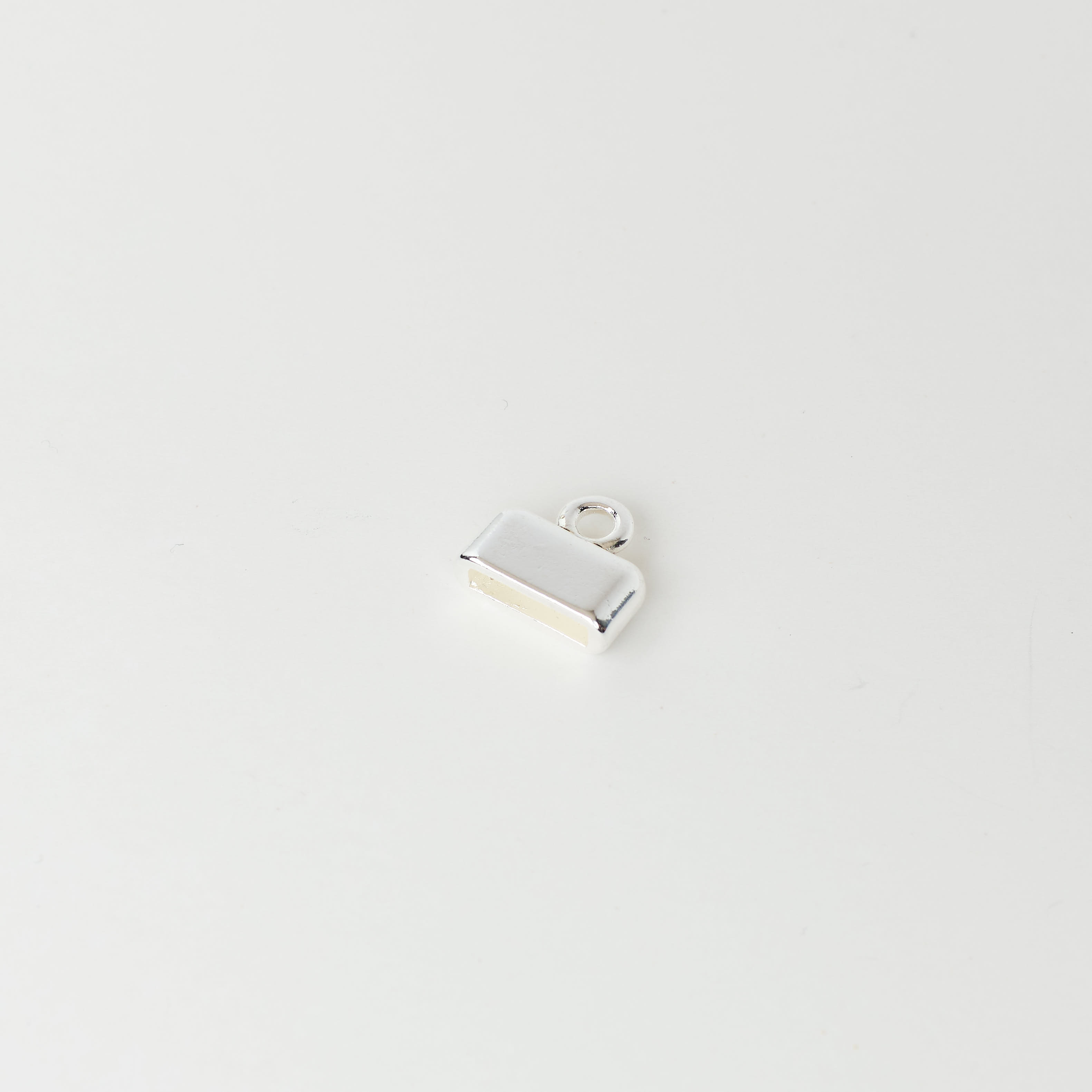 3563 12mm Silver End Cap