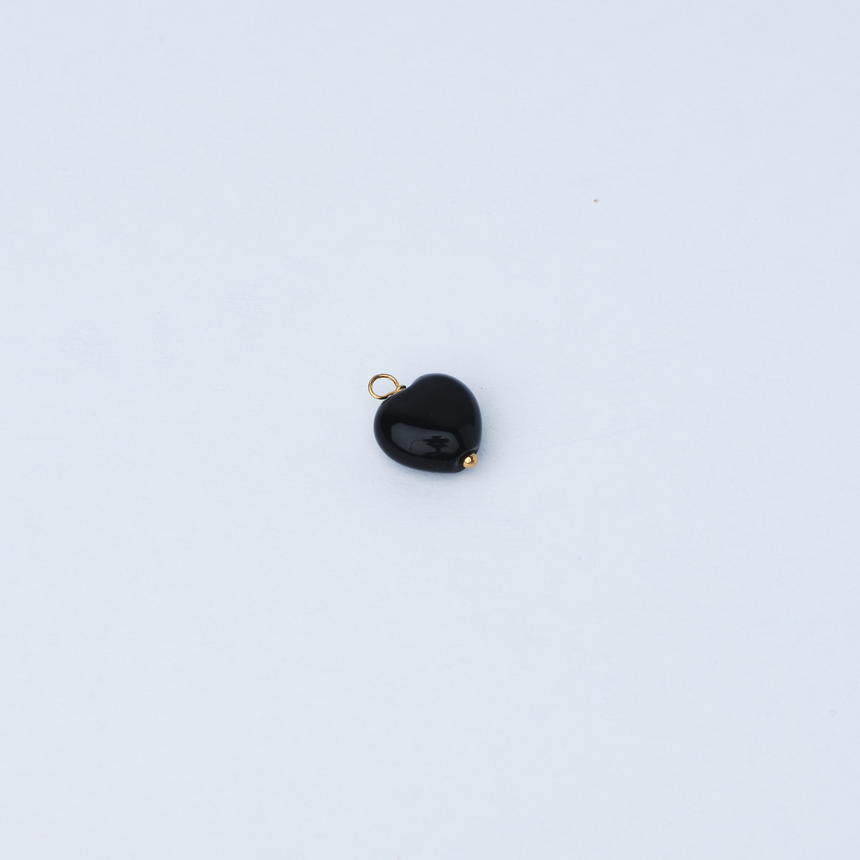 4000 Black Heart Pendant