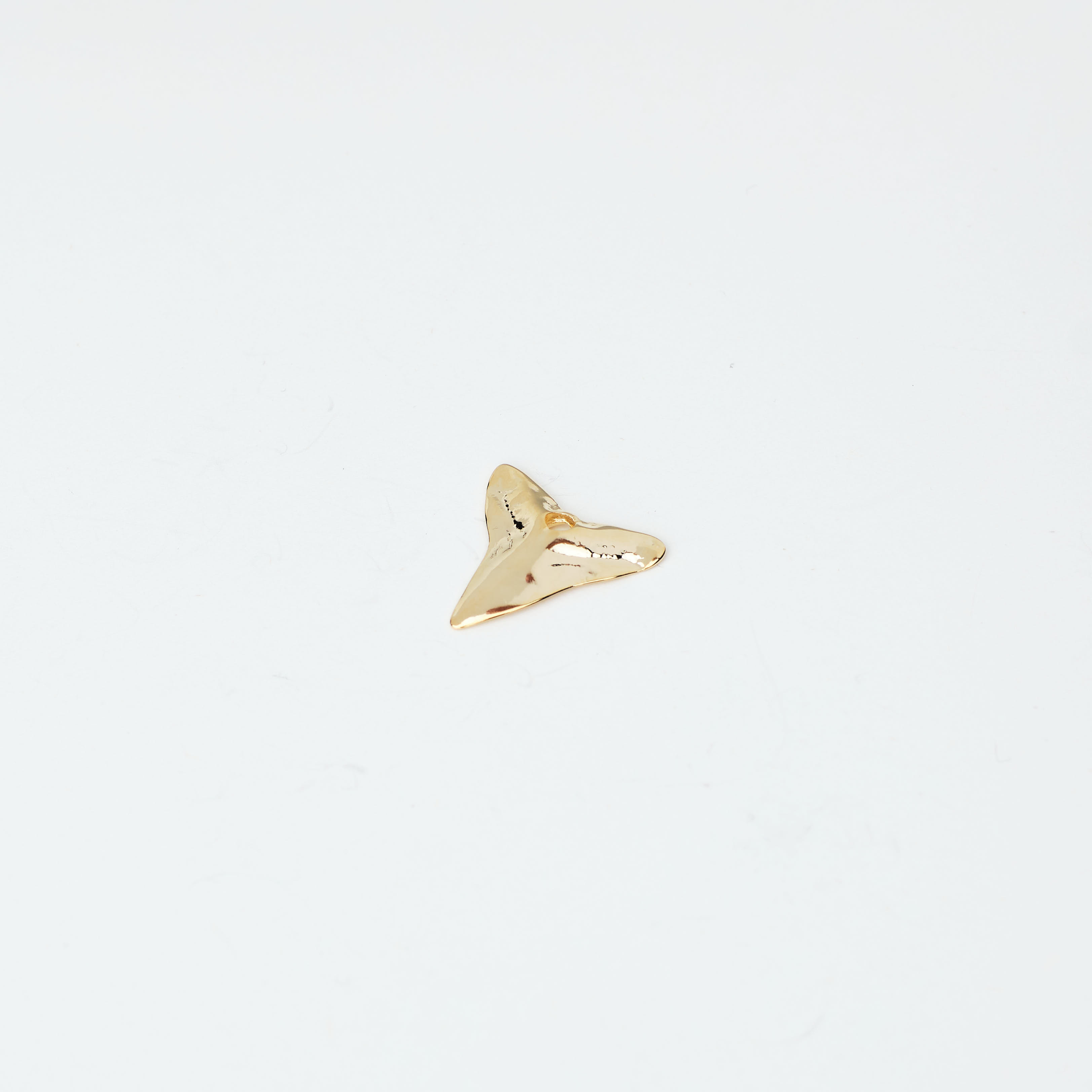 5796 Shark tooth