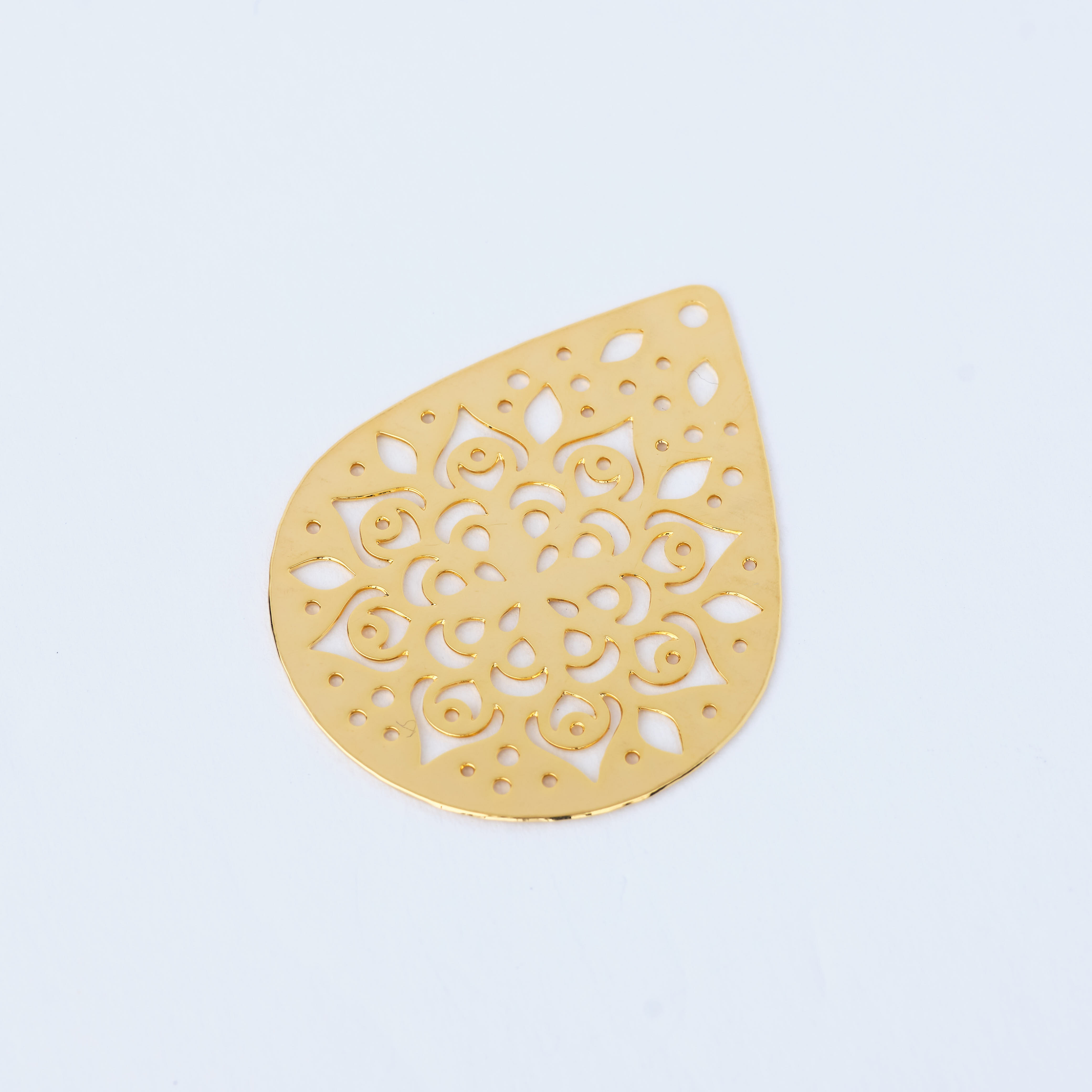 6503 Golden Drop Flower Pendant