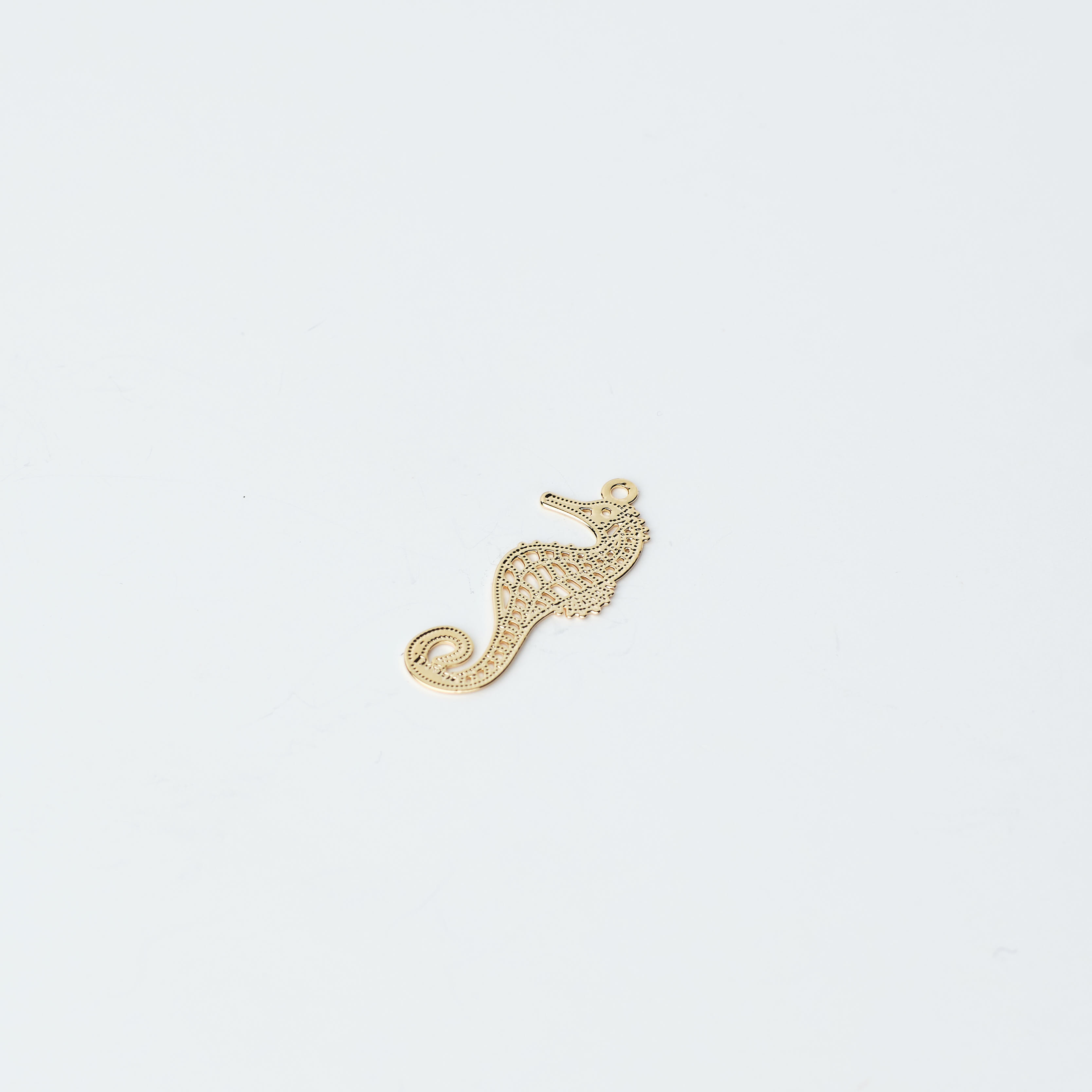 7235 Seahorse Pendant